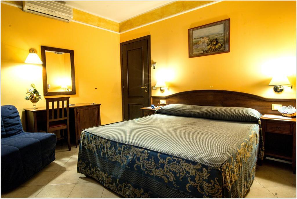 B&B Degli Amici Ciampino Rum bild